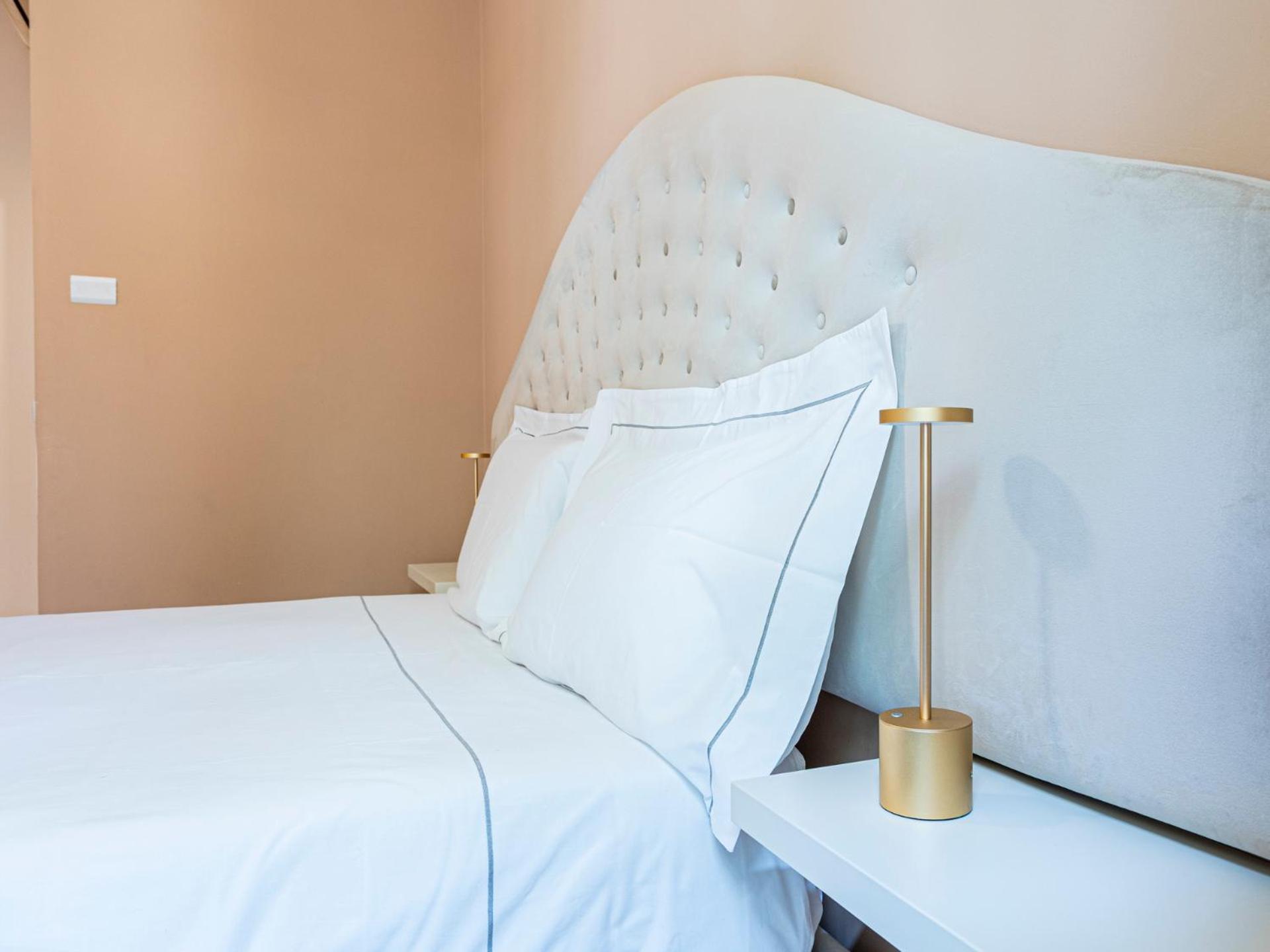 Luxury Sant'Ambrogio Apartment Milano Dış mekan fotoğraf
