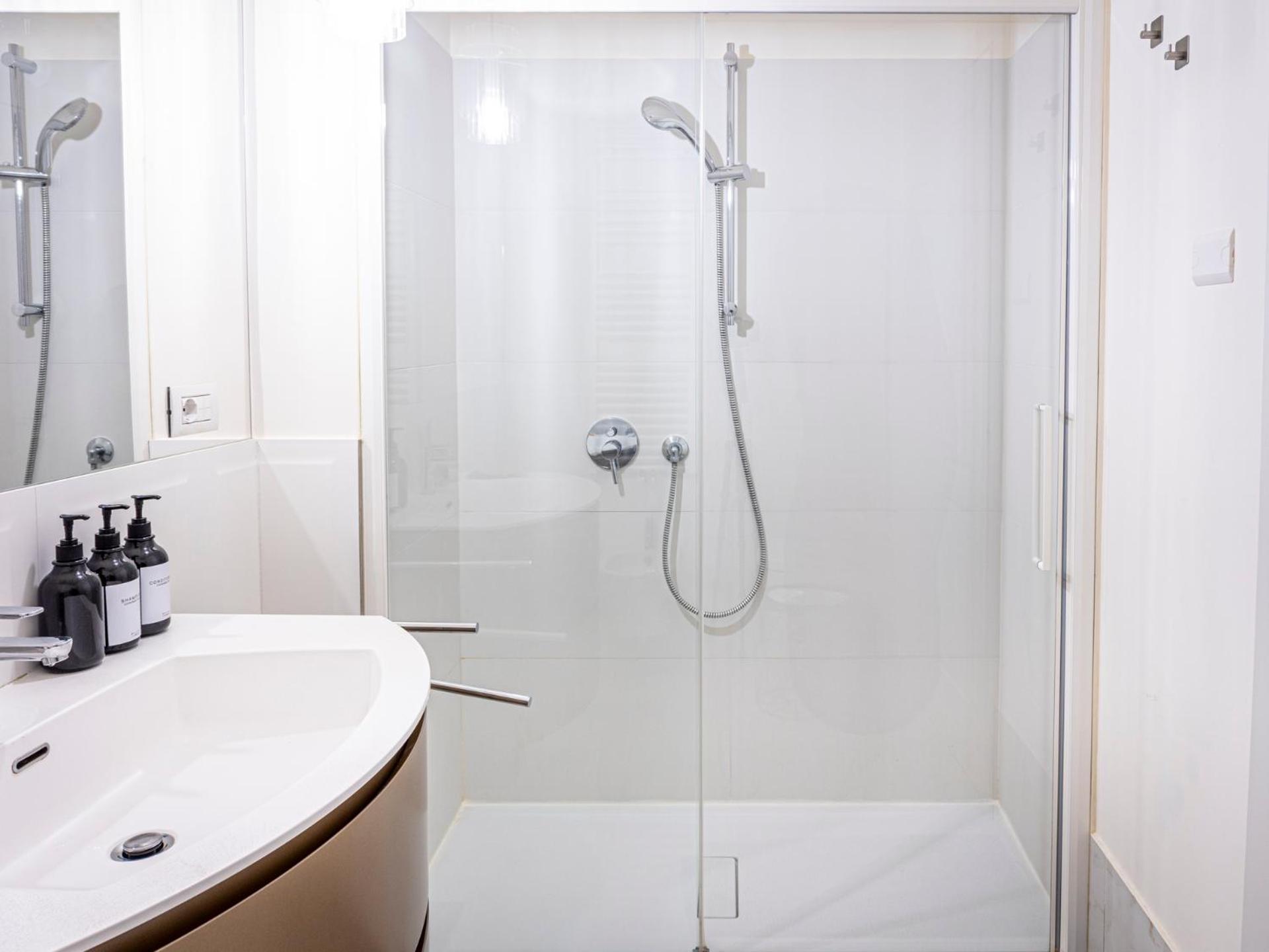 Luxury Sant'Ambrogio Apartment Milano Dış mekan fotoğraf