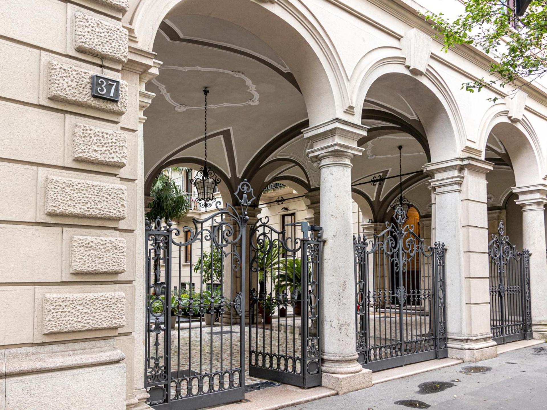 Luxury Sant'Ambrogio Apartment Milano Dış mekan fotoğraf